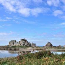 Maison du gouffre � Plougrescant