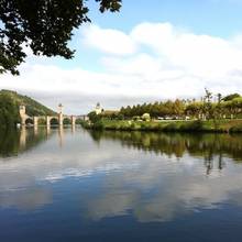 Cahors et le Pont Valentr� qui enjambe le Lot