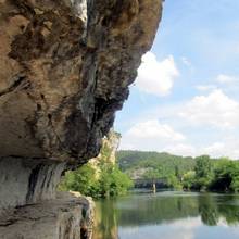 Randonn�e sur le chemin de halage pr�s de Saint Cirq Lapopie dans le Lot