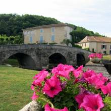 Vue sur le pont de St Jean de Cole