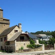 Eglise fortifiée d'Inières, près de Rodez