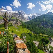 Vue sur le massif de La Meije depuis La Grave