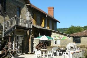 Adresse : Moulin de Bellegarde Moulin de Bellegarde