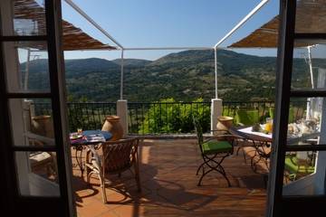 Adresse : Le Cheiron Coursegoules Le Cheiron Coursegoules